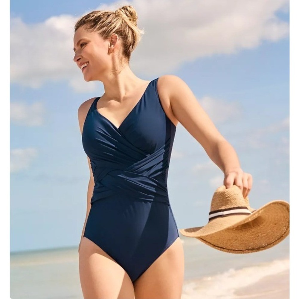 Lands' End Women's Plus Size SlenderSuit Wrap One Piece Swimsuit Sz 20W Navy EUC